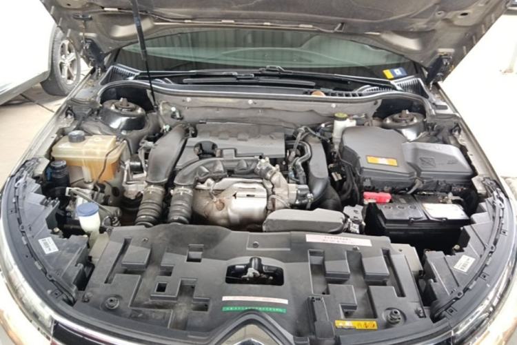 Used Citroen C5 2017 350THP Automatic Luxury Model Engine Bay