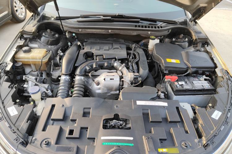 Used Citroen C5 2017 350THP Automatic Luxury Model Engine Bay