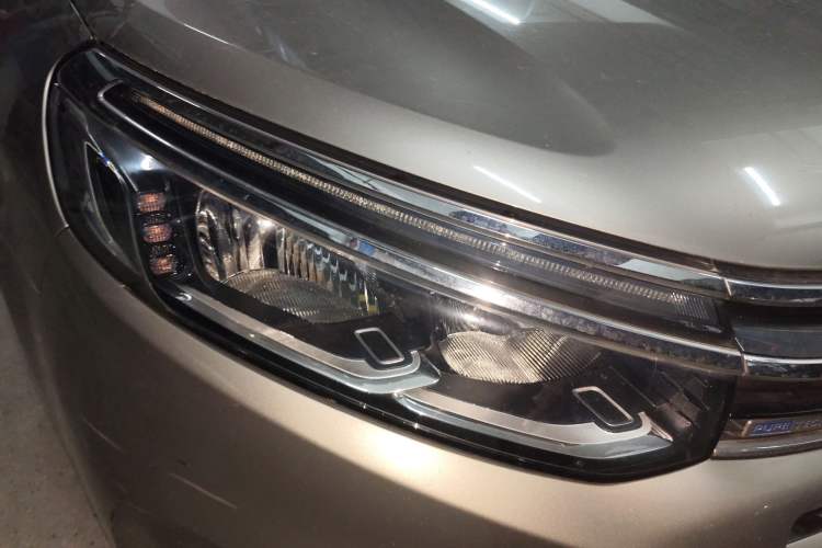 Used Citroen C5 2017 350THP Automatic Luxury Model Exterior 6