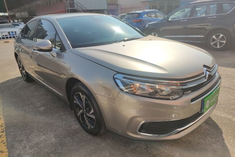 Used Citroen C5 2017 350THP Automatic Luxury Model Front Right 45 Deg