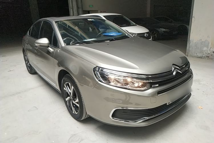 Used Citroen C5 2017 350THP Automatic Luxury Model Front Right 45 Deg