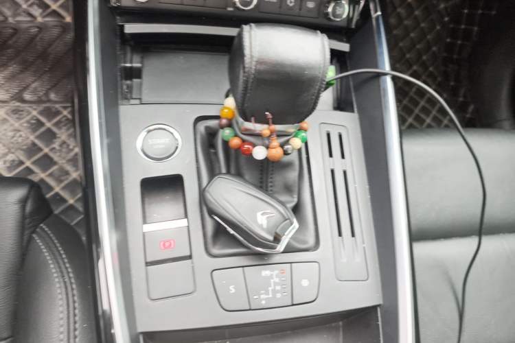 Used Citroen C5 2017 350THP Automatic Luxury Model Gear Lever