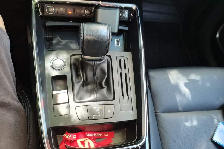 Used Citroen C5 2017 350THP Automatic Luxury Model Gear Lever
