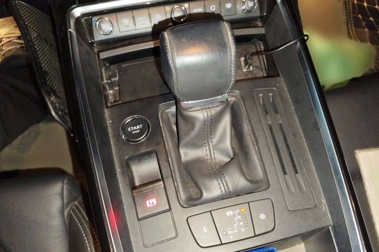 Used Citroen C5 2017 350THP Automatic Luxury Model Gear Lever