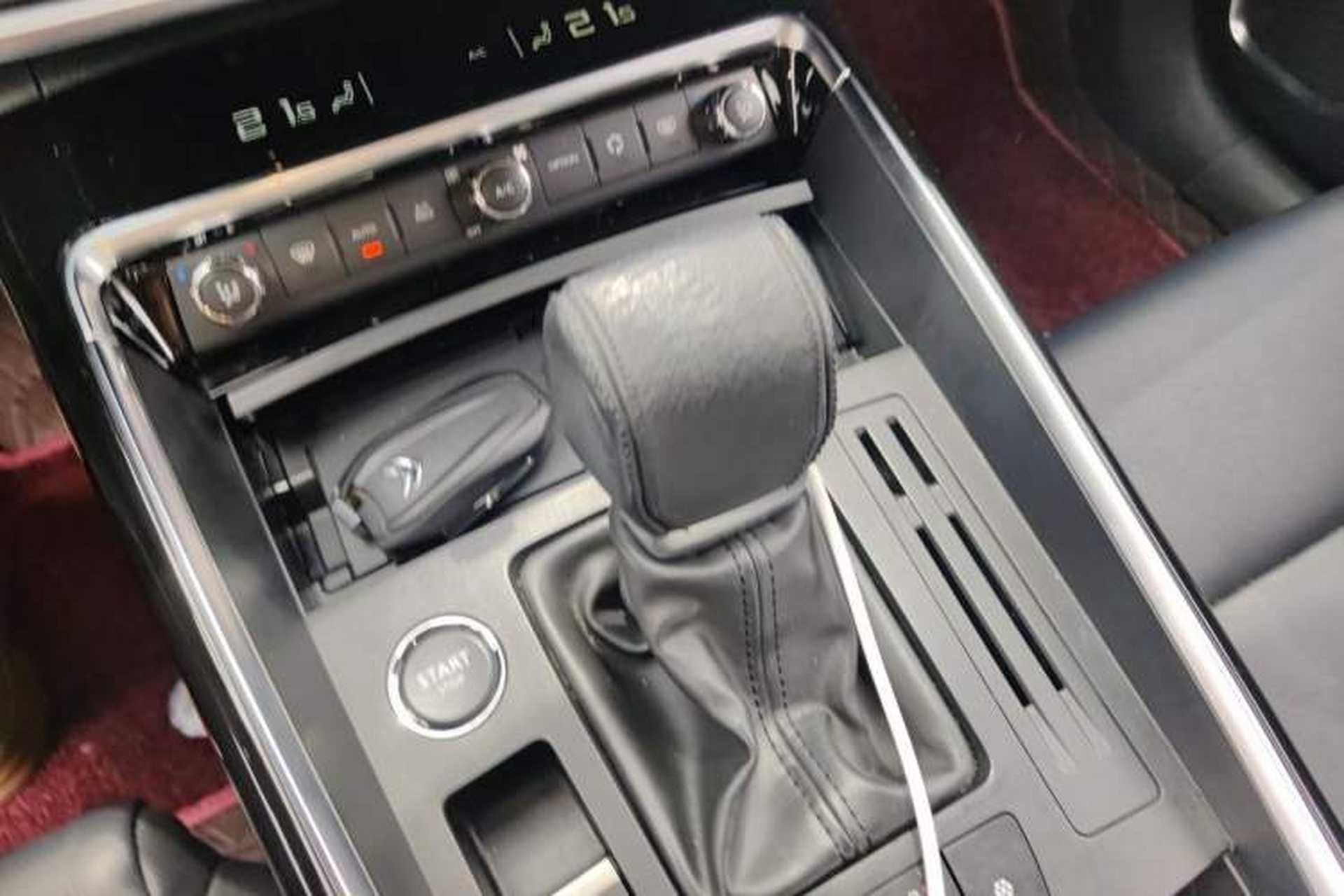 Used Citroen C5 2017 350THP Automatic Luxury Model Gear Lever