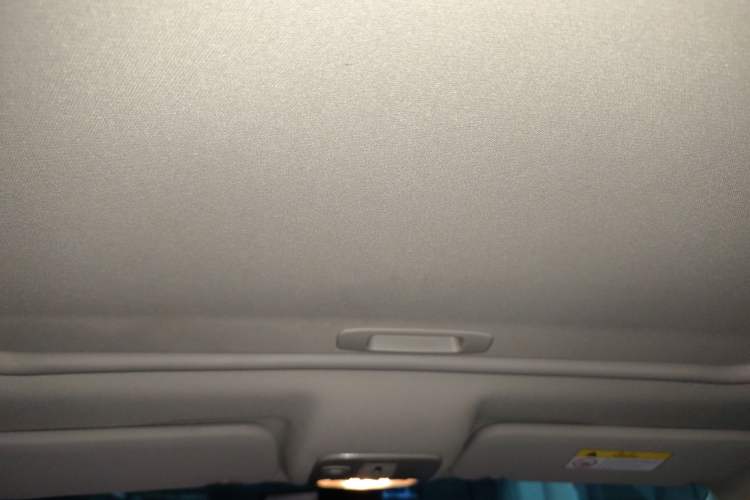 Used Citroen C5 2017 350THP Automatic Luxury Model Headliner