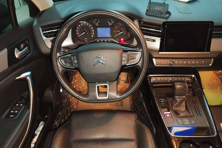 Used Citroen C5 2017 350THP Automatic Luxury Model Interior 2