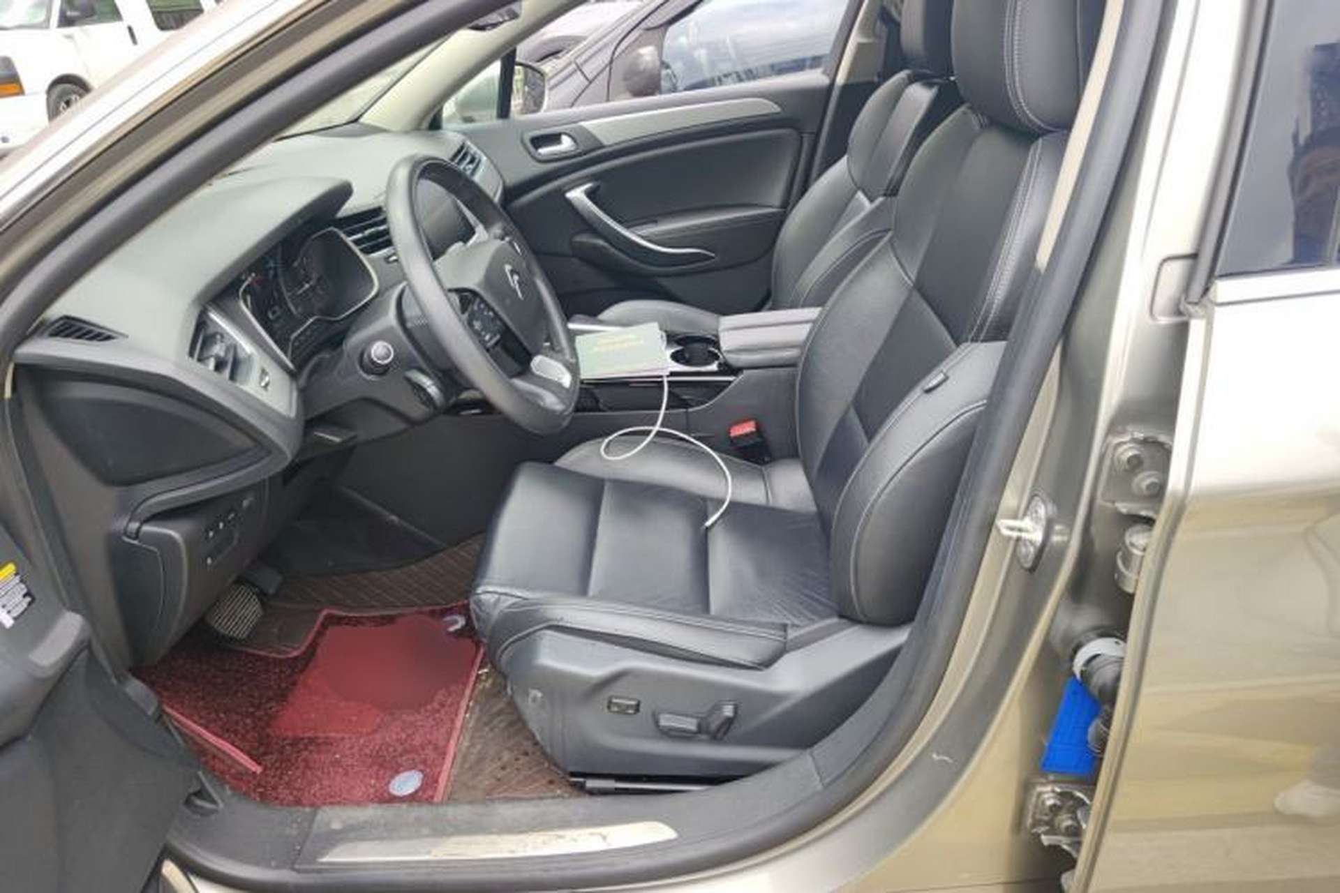 Used Citroen C5 2017 350THP Automatic Luxury Model Left Front Seat