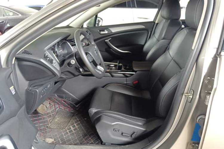 Used Citroen C5 2017 350THP Automatic Luxury Model Left Front Seat