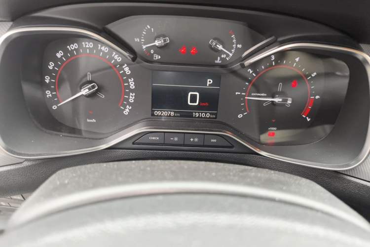 Used Citroen C5 2017 350THP Automatic Luxury Model Odometer Close Up