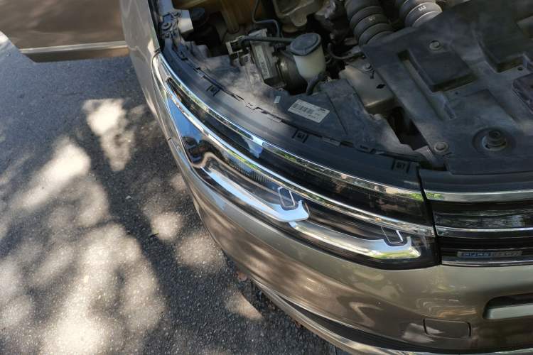 Used Citroen C5 2017 350THP Automatic Luxury Model Right Front Headlight