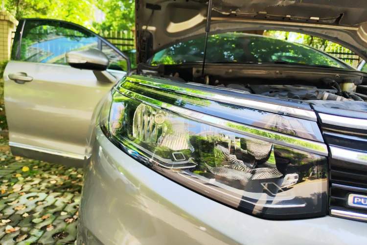 Used Citroen C5 2017 350THP Automatic Luxury Model Right Front Headlight