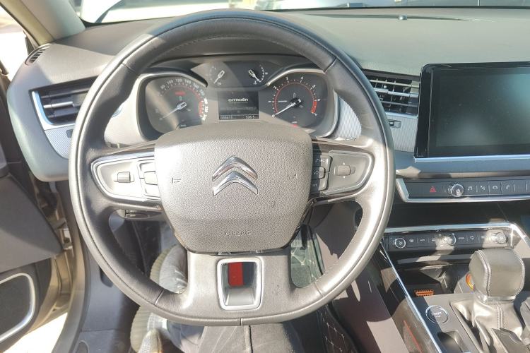 Used Citroen C5 2017 350THP Automatic Luxury Model Steering Wheel