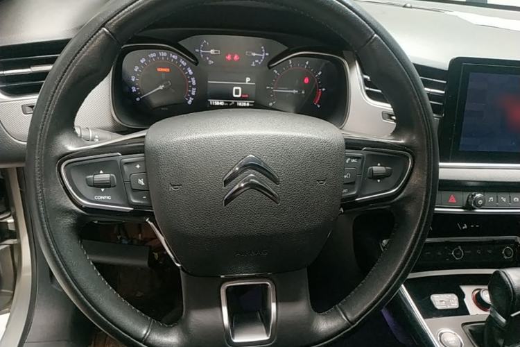 Used Citroen C5 2017 350THP Automatic Luxury Model Steering Wheel