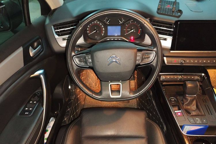 Used Citroen C5 2017 350THP Automatic Luxury Model Steering Wheel