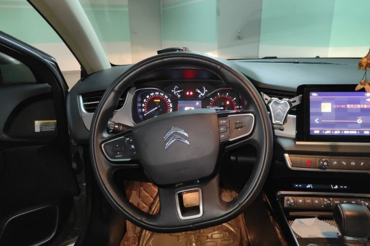 Used Citroen C5 2017 350THP Automatic Luxury Model Steering Wheel