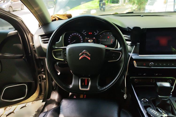 Used Citroen C5 2017 350THP Automatic Luxury Model Steering Wheel