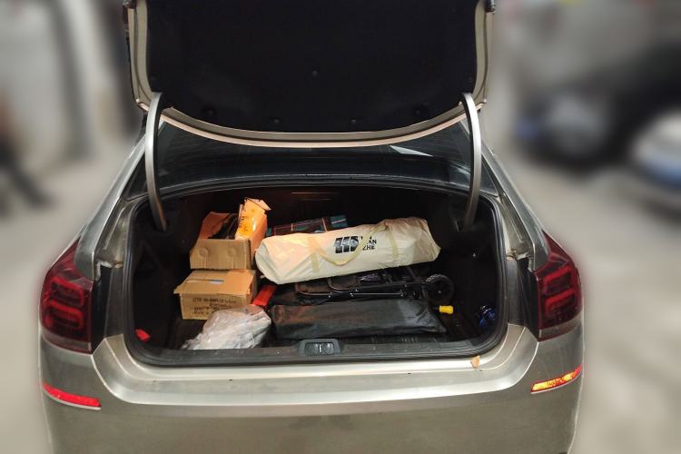 Used Citroen C5 2017 350THP Automatic Luxury Model Trunk