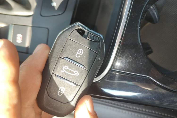 Used Citroen C5 2017 350THP Automatic Luxury Model Vehicle Key