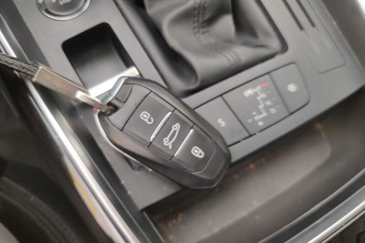 Used Citroen C5 2017 350THP Automatic Luxury Model Vehicle Key