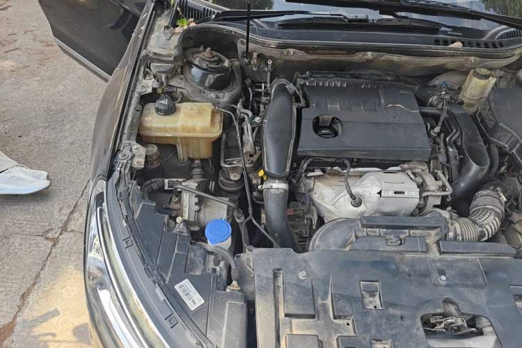 Used Citroen C5 2017 380THP Automatic Prestige Edition Engine Bay Right
