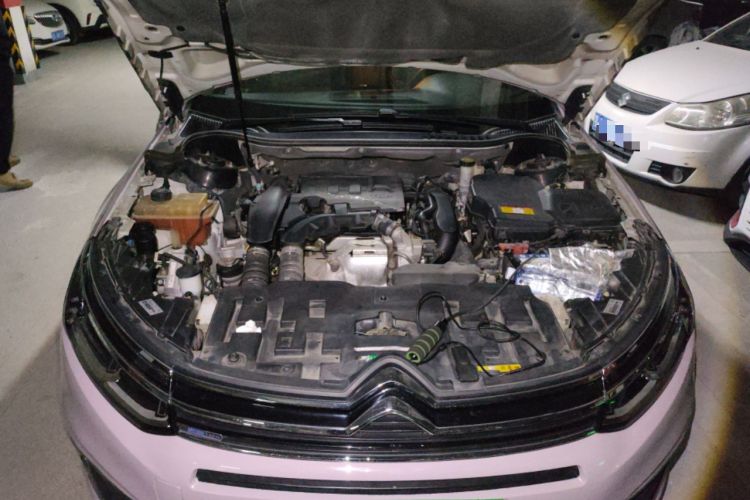 Used Citroen C5 2017 350THP Automatic Luxury Model Engine Bay