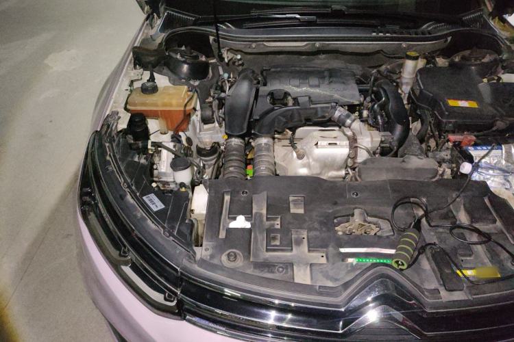 Used Citroen C5 2017 350THP Automatic Luxury Model Engine Bay Right