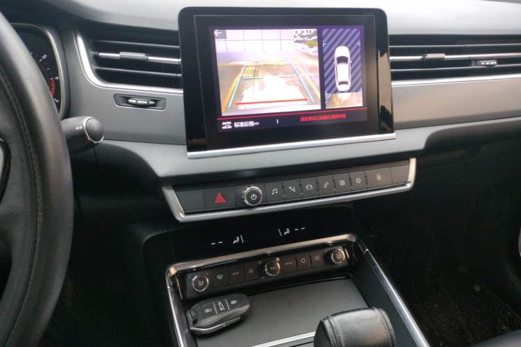 Used Citroen C5 2017 350THP Automatic Luxury Model Audio And AC Panel