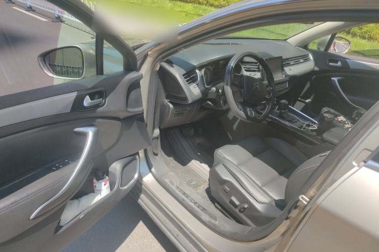 Used Citroen C5 2017 350THP Automatic Luxury Model Driver Seat