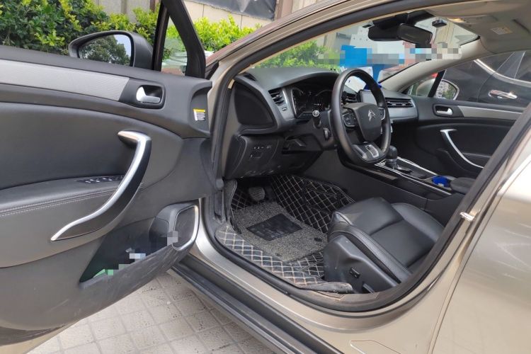 Used Citroen C5 2017 350THP Automatic Luxury Model Driver Seat