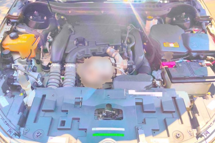 Used Citroen C5 2017 350THP Automatic Luxury Model Engine Bay