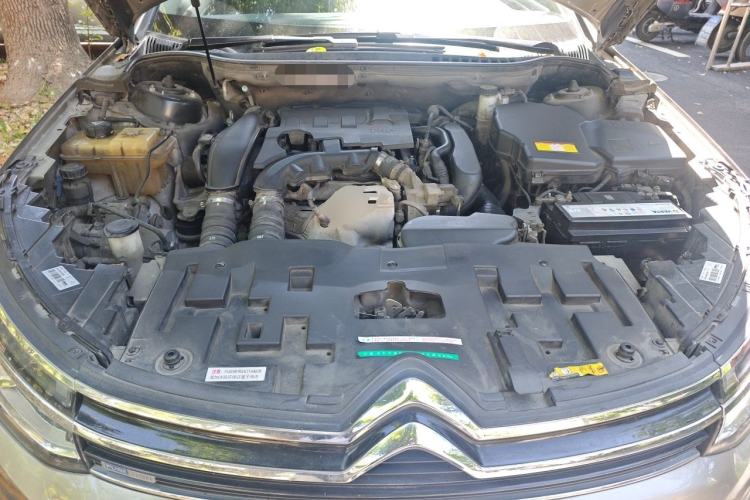Used Citroen C5 2017 350THP Automatic Luxury Model Engine Bay