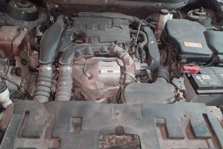 Used Citroen C5 2017 350THP Automatic Luxury Model Engine Bay