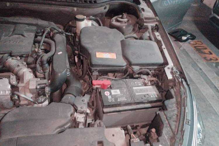 Used Citroen C5 2017 350THP Automatic Luxury Model Engine Bay Left