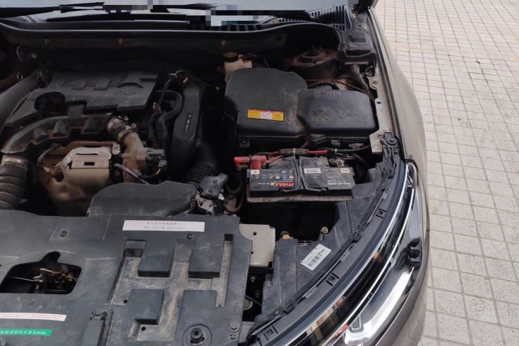 Used Citroen C5 2017 350THP Automatic Luxury Model Engine Bay Left
