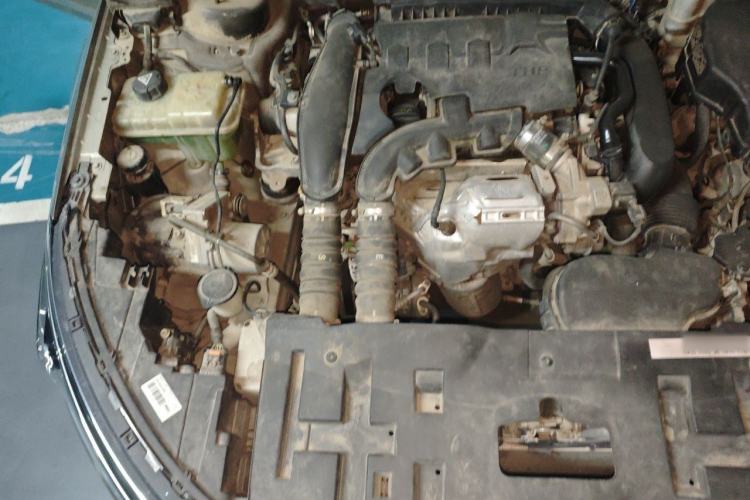 Used Citroen C5 2017 350THP Automatic Luxury Model Engine Bay Right