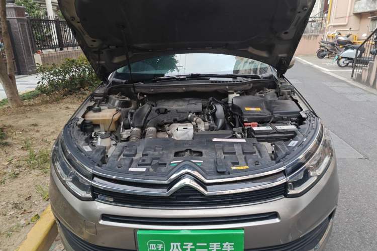 Used Citroen C5 2017 350THP Automatic Luxury Model Engine Bay