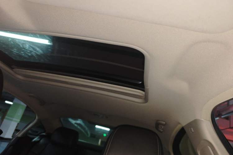 Used Citroen C5 2017 350THP Automatic Luxury Model Headliner