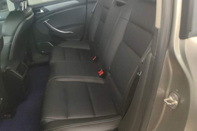 Used Citroen C5 2017 350THP Automatic Luxury Model Interior 1