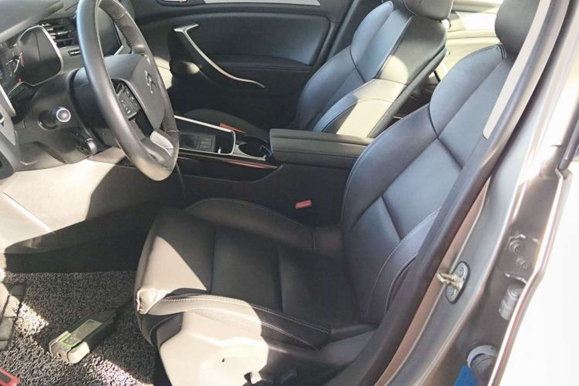 Used Citroen C5 2017 350THP Automatic Luxury Model Left Front Seat