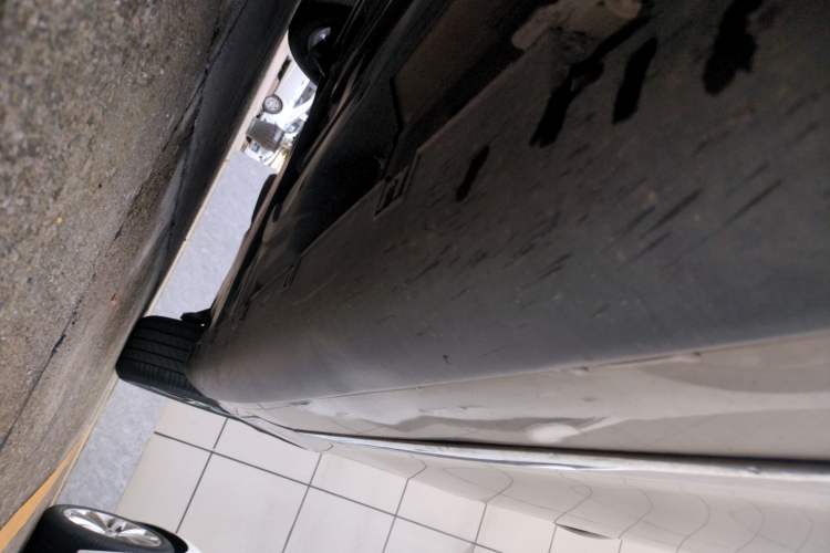 Used Citroen C5 2017 350THP Automatic Luxury Model Left Side Sill