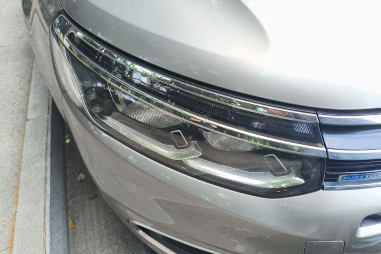 Used Citroen C5 2017 350THP Automatic Luxury Model Right Front Headlight