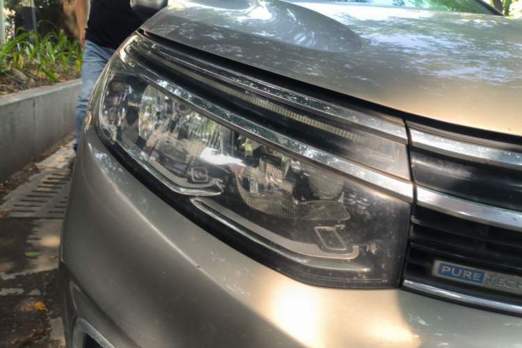 Used Citroen C5 2017 350THP Automatic Luxury Model Right Front Headlight