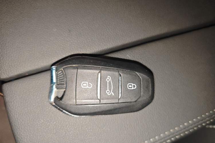 Used Citroen C5 2017 350THP Automatic Luxury Model Vehicle Key