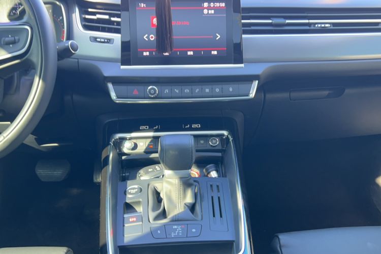 Used Citroen C5 2017 350THP Automatic Luxury Model Audio And AC Panel