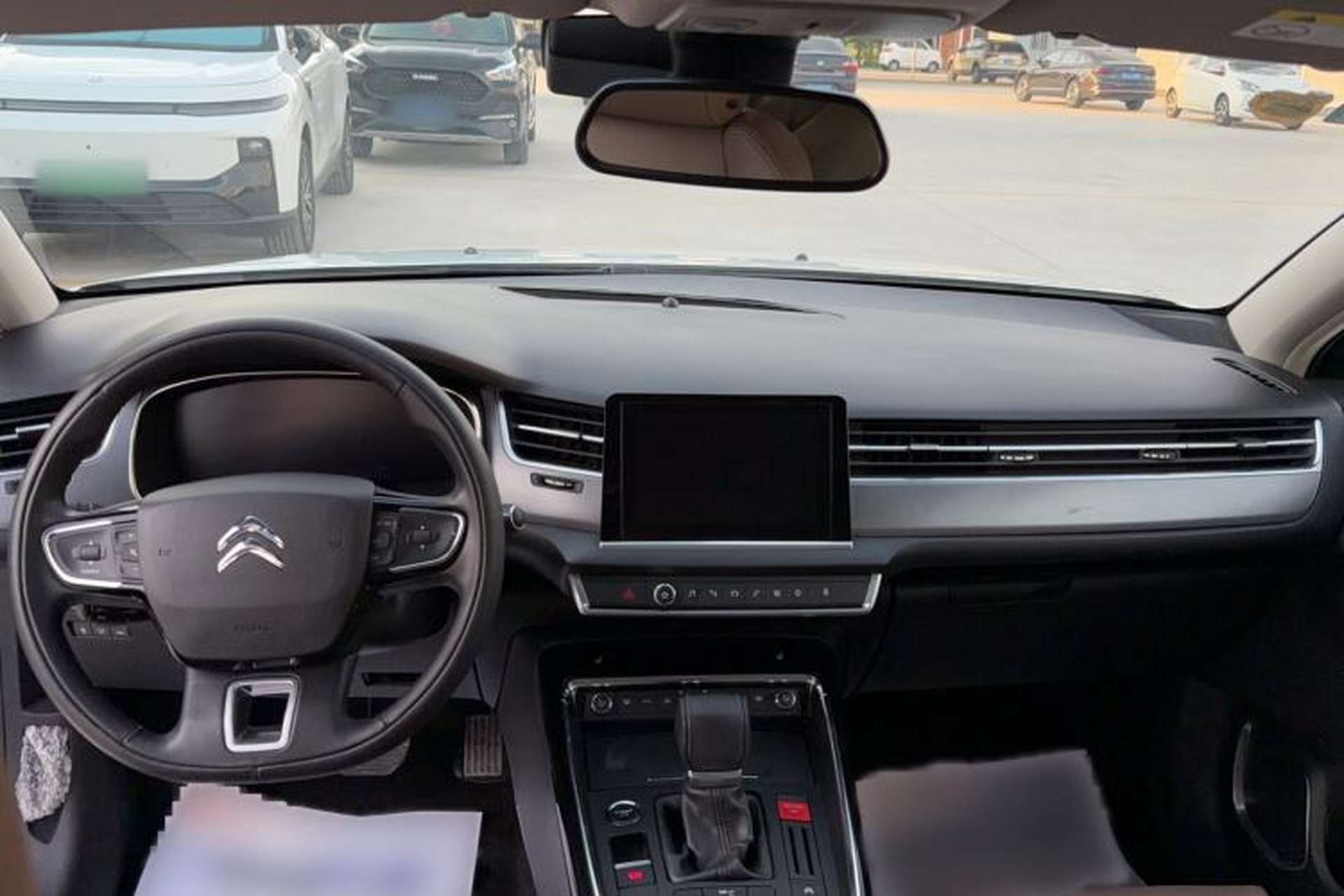 Used Citroen C5 2017 380THP Automatic Prestige Edition Center Console