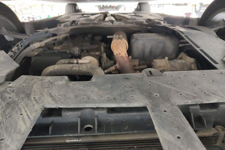 Used Citroen C5 2017 350THP Automatic Comfort Model Chassis Front