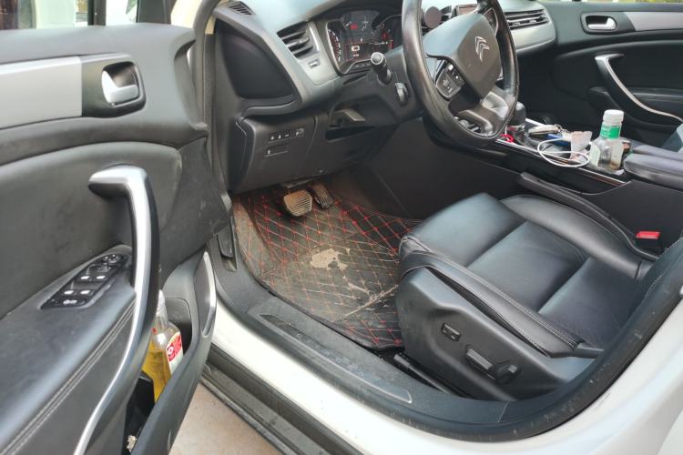 Used Citroen C5 2017 350THP Automatic Luxury Model Driver Seat