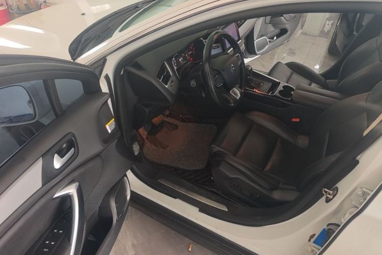 Used Citroen C5 2017 350THP Automatic Luxury Model Driver Seat