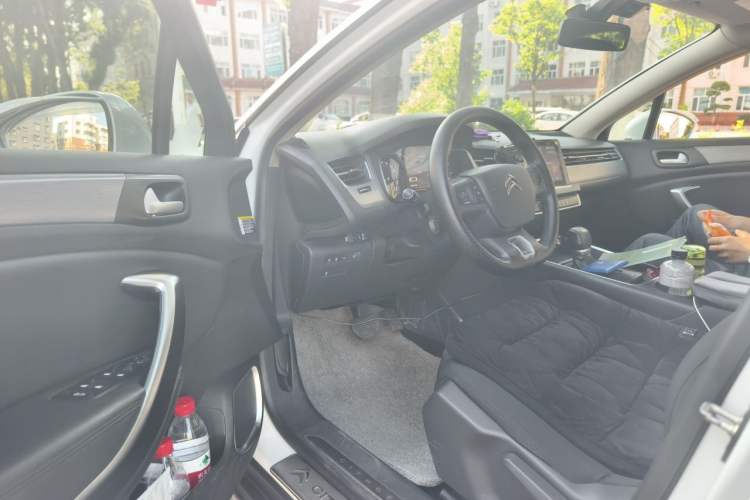 Used Citroen C5 2017 350THP Automatic Comfort Model Driver Seat